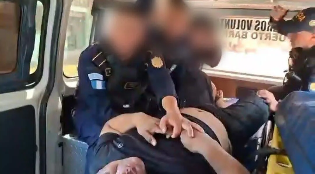 La Cámara del Agro de Guatemala exige justicia por el policía muerto durante un desalojo en Izabal