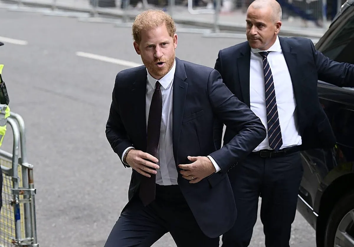 El príncipe Enrique y otros famosos pierden el juicio contra el Daily Mail: Indemnizarán al periódico con más de 11 millones de euros