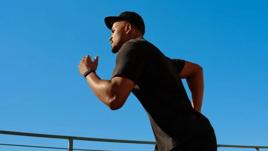 Googles Fitbit Air: Was der smarte Fitness-Tracker kann – und wo du jetzt sparst