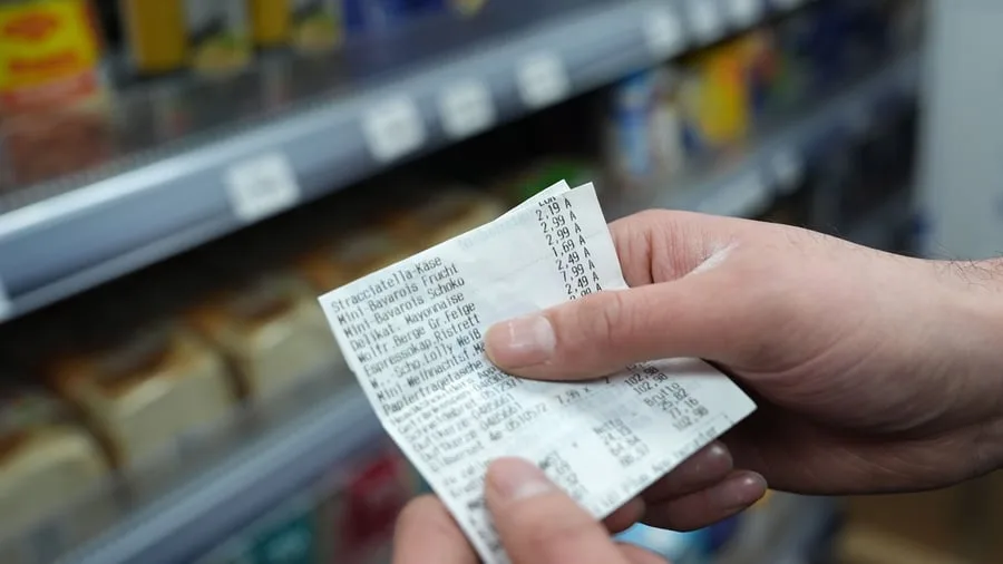 Inflation: Direkthilfen oder mehr Wachstum? Was überschuldeten Haushalten jetzt helfen kann