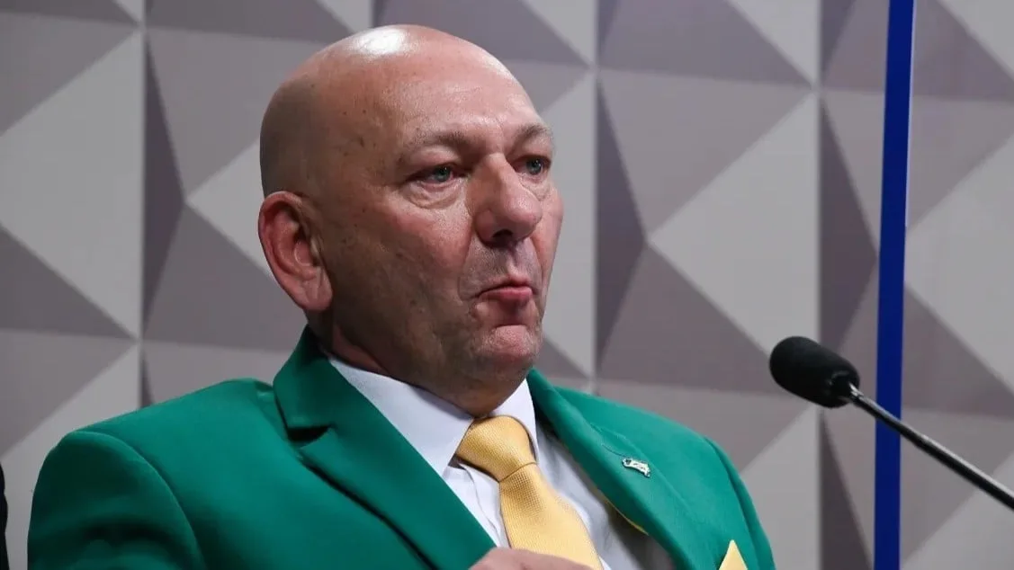 Escala 6×1: Luciano Hang é acionado na PGE por assédio eleitoral após suposta ameaça a funcionários