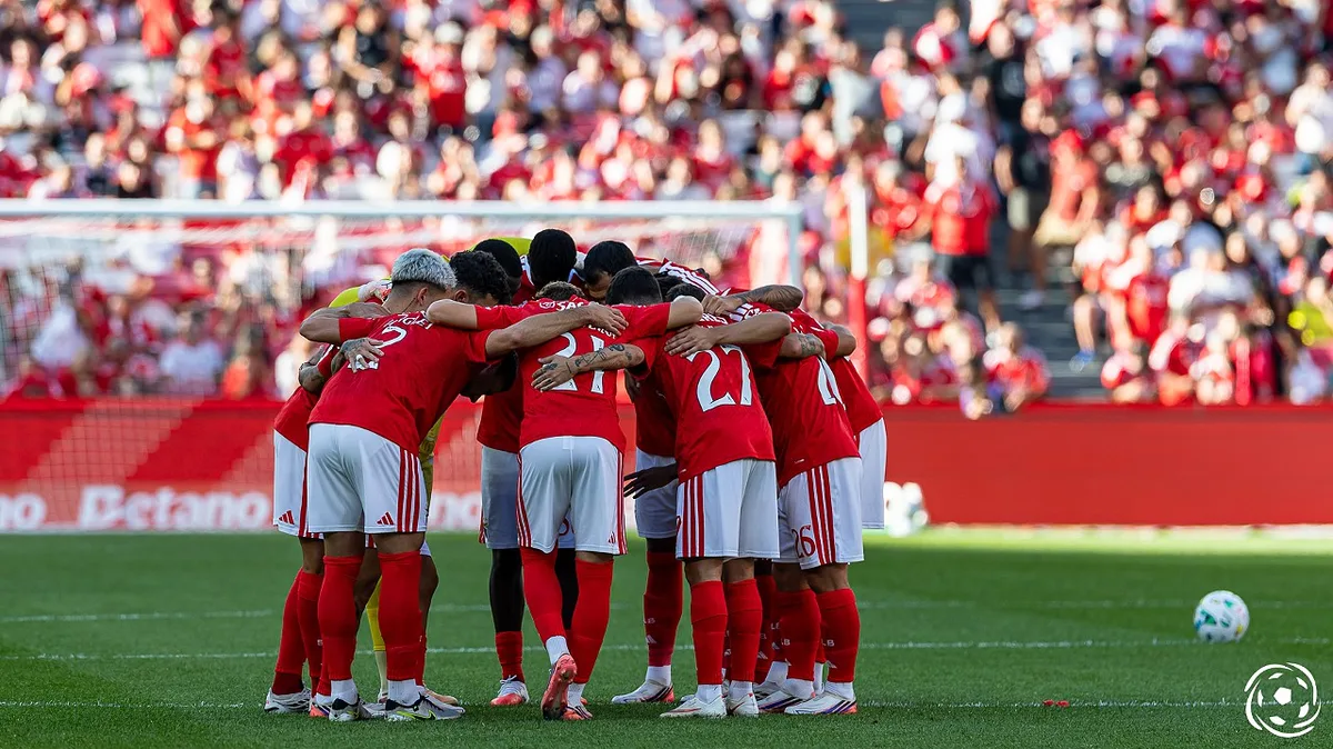 Marco Silva chama 24 jogadores para o AC Milan x Benfica: Baixa de peso na lista encarnada