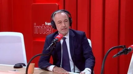 Emmanuel Grégoire, le maire de Paris, fustige "une forme de pourrissement de ce mouvement social" par le gouvernement, après les violences du 17 octobre