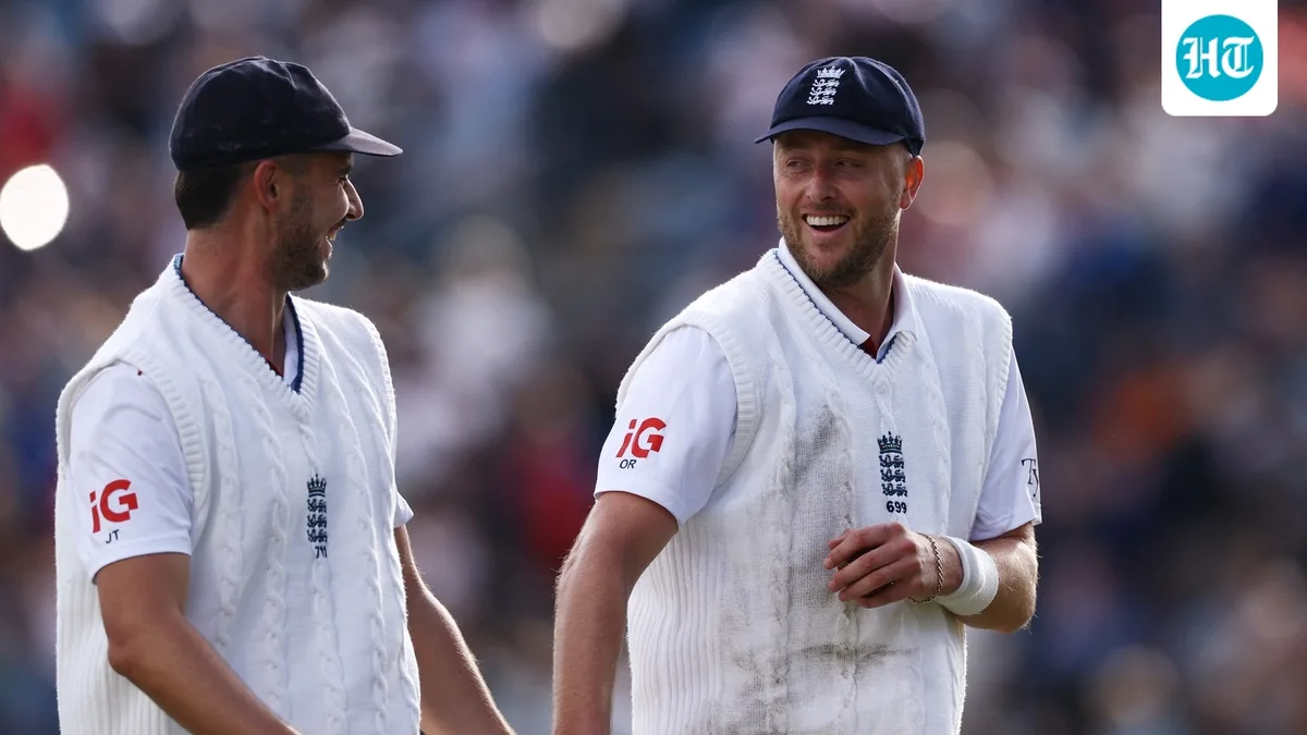 ‘It's the first time I've seen that happen’: Ball cut in half to accommodate both Josh Tongue and Ollie Robinson