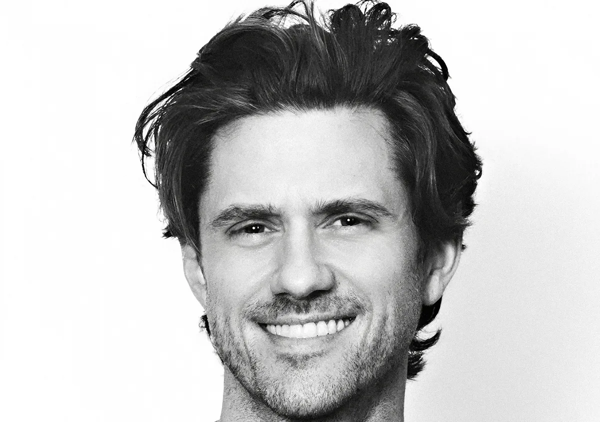 Aaron Tveit Joins Angourie Rice & Jane Krakowski In Coming-Of-Age Drama ‘Nice Eggs’