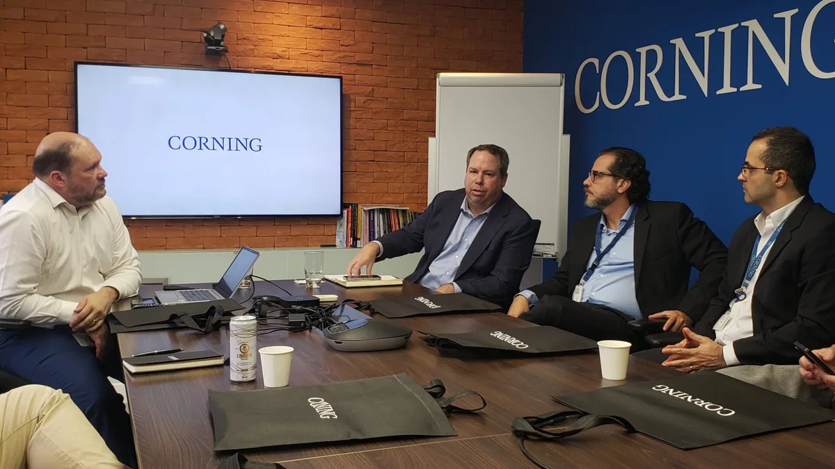 Corning: excedente de energia é vantagem para atrair data centers ao Brasil