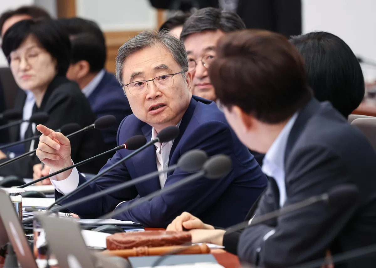 외교부 “조현 장관, 세종 이전 반대·우려 표명한 바 없어”