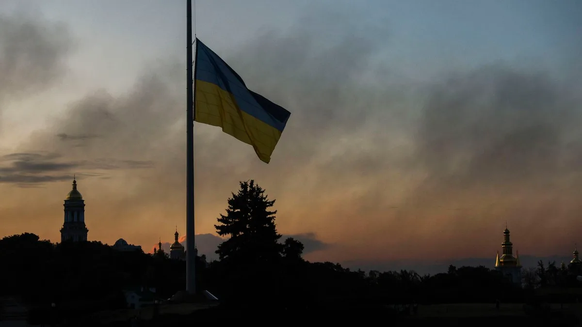Al menos 37 muertos y más de 40 heridos en un ataque ruso contra la región de Kiev