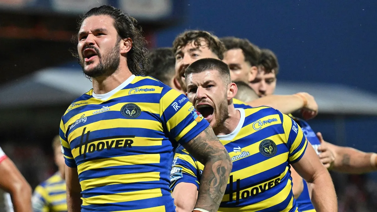 Wolves beat Hull KR to move two points off Super League top spot