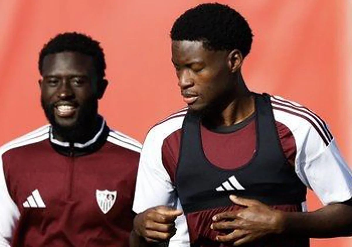 García Plaza desvela los capitanes del Sevilla FC para la temporada: «Coge un peso importante en nosotros»