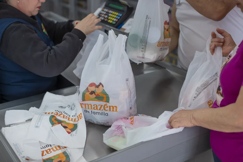 Semana da Economia de Curitiba tem quatro produtos do almoço em oferta nos Armazéns da Família
