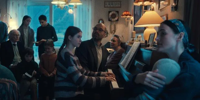 « Fjord », Palme d’or 2026 : « Cristian Mungiu prête le prestige du cinéma au registre de la lutte contre le politiquement correct »