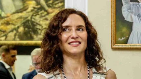 "Puede albergar despachos": la confesión involuntaria de Ayuso sobre el ático que compró su Gobierno