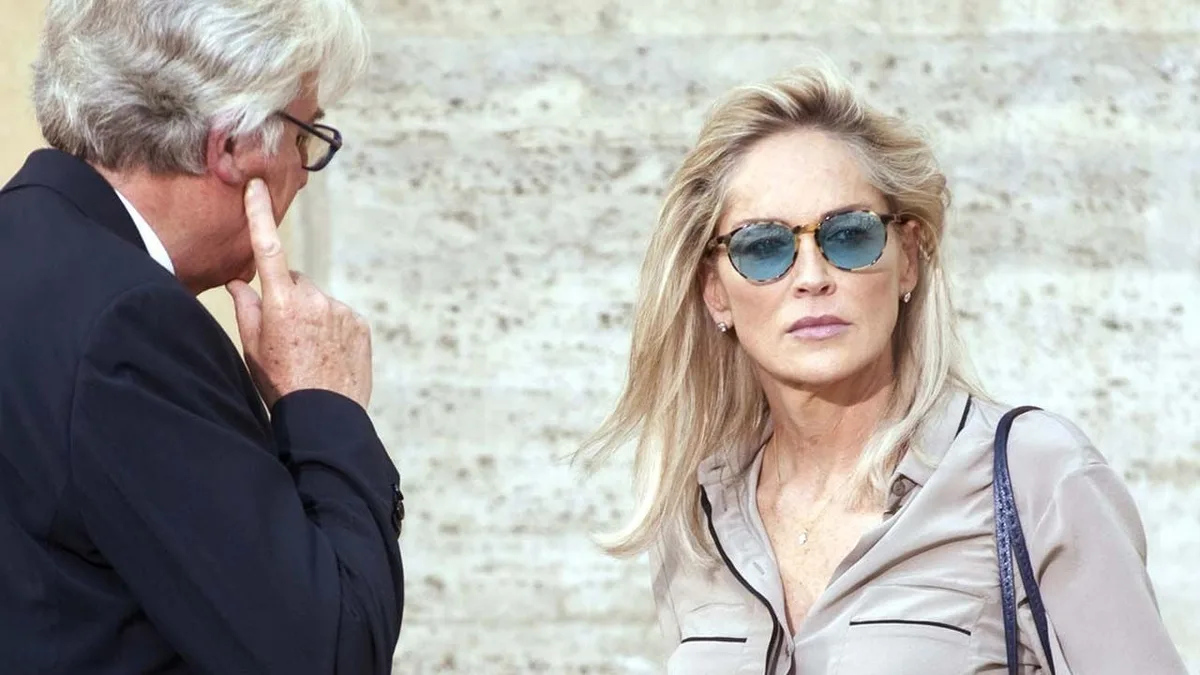 "Au fait, nous avons de l'électricité en Italie !" : il y a 13 ans, Sharon Stone aurait eu des caprices de diva sur le tournage de ce film jamais sorti en France