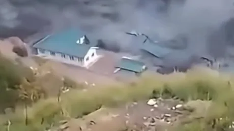 New floods sweep away buildings in Nepal (VIDEOS)