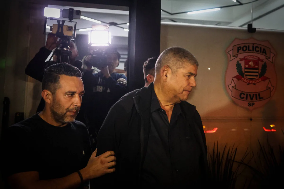 Polícia afasta três delegados, investigador e carcereiro após suspeitas de regalias a Milton Leite
