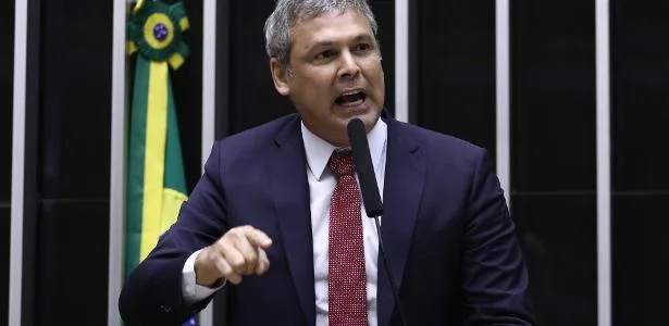 Caso Moraes não atrapalhará campanha de Lula, diz Lindbergh Farias