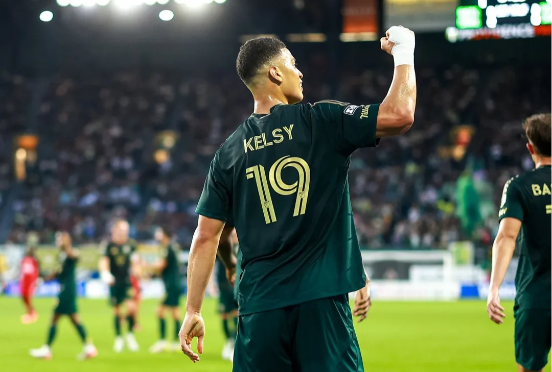 Kevin Kelsy alcanzó los diez goles con Portland en la temporada 2026