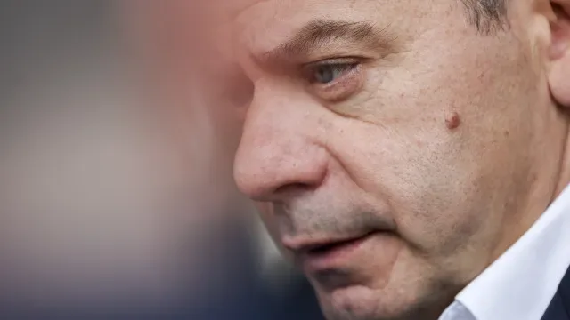 PM lamenta perturbações nos exames mas insiste: Foi "caminho correto"