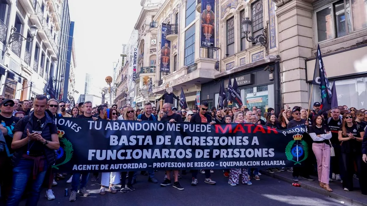 Entra en vigor la ley que reconoce a los funcionarios de prisiones como agentes de autoridad