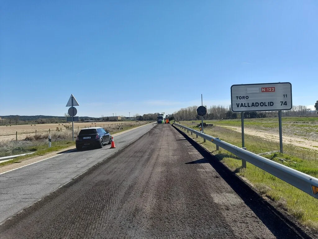 España pensaba invertir 1.000 millones de euros en las carreteras españolas. Ese plan ha saltado por los aires