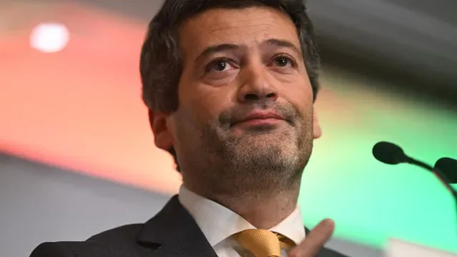 Lei do TdC é "bar aberto à corrupção". Ventura pede veto de Seguro