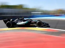 Sieger "fühlt sich nicht gut": Antonelli gewinnt Formel-1-Zoffrennen, Drama um Hamilton und Norris