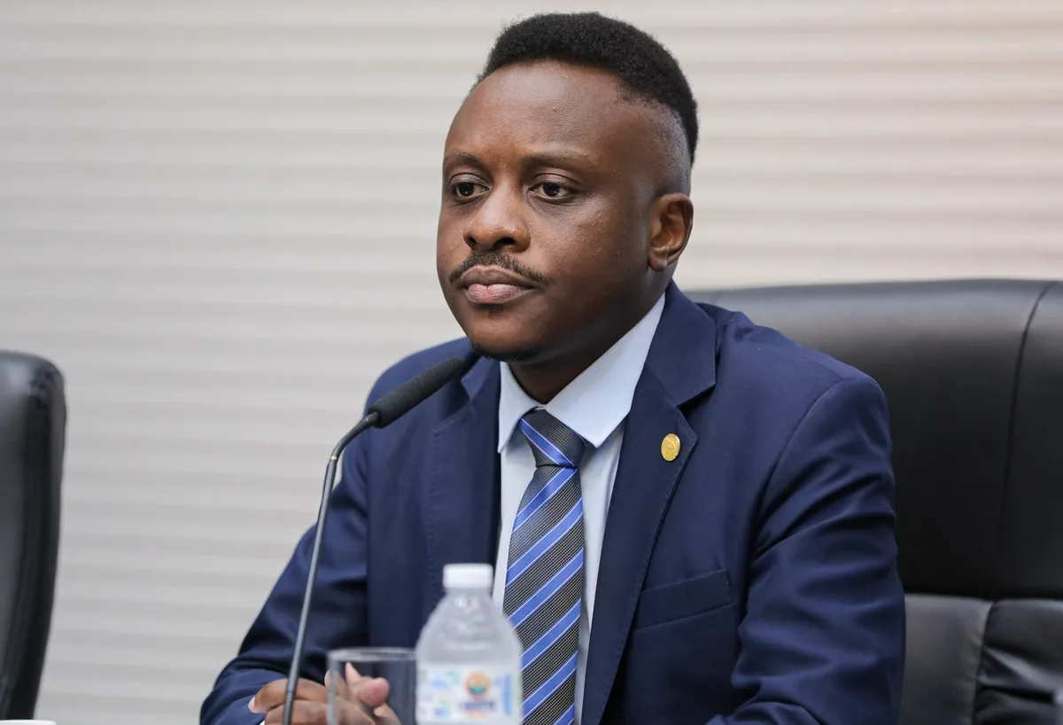 Deputado do Missão pede ao MPF para barrar suspensão do Discord