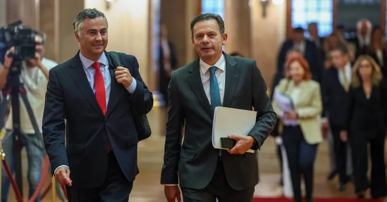 Explicador. Montenegro tenta fazer pazes com a Educação