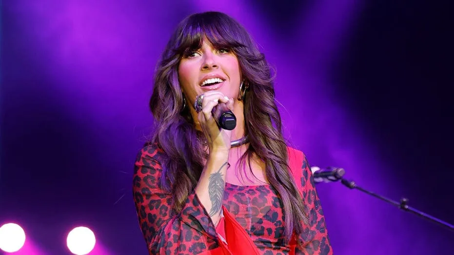 Grammy winner praises Ella Langley for canceling concert over safety concerns: 'She did the right thing'