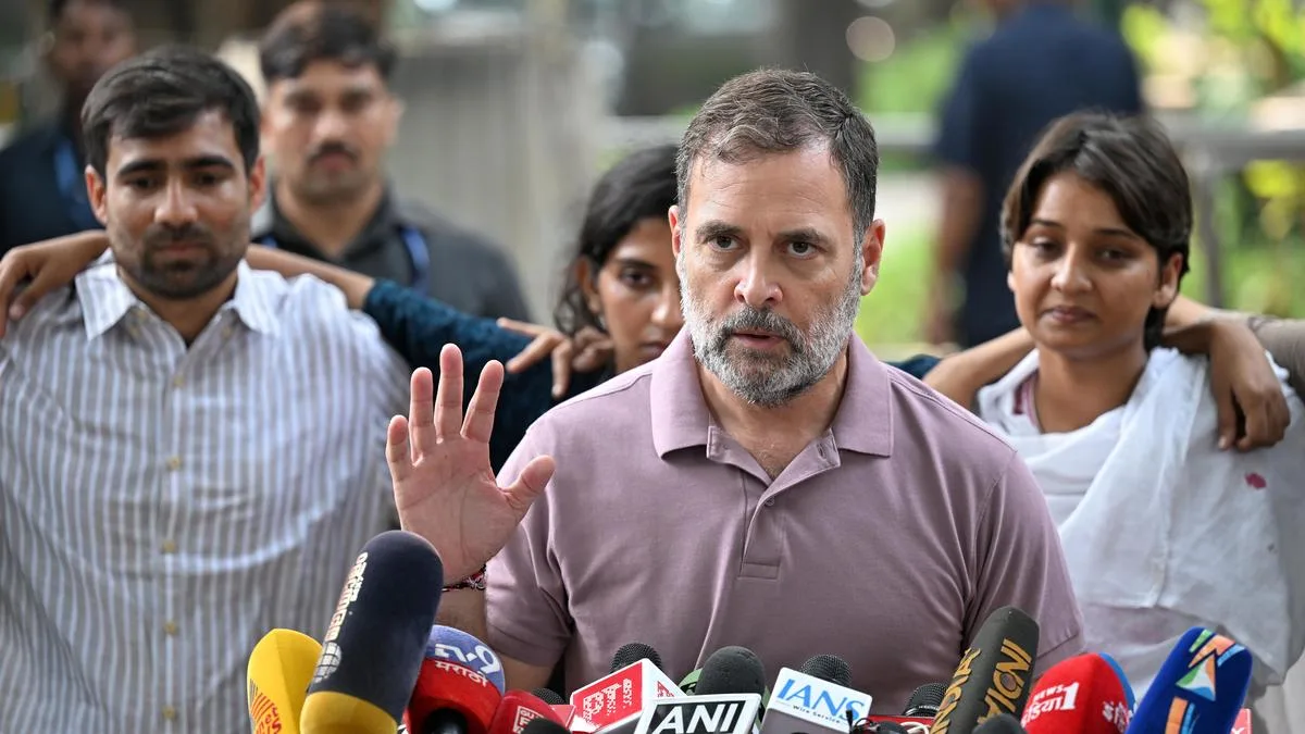 Don’t stand in the way of protesting students, they are voice of India: Rahul tells PM and HM