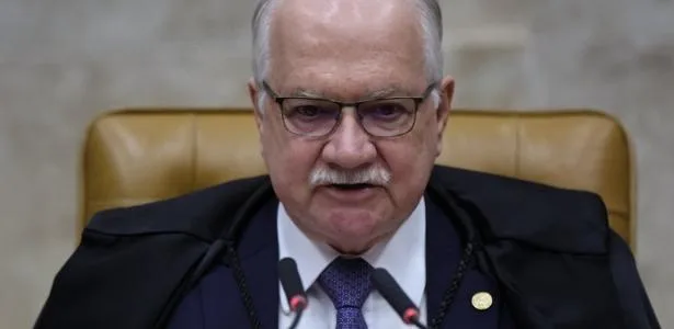 Fachin critica 'confronto pessoal' e diz que se julgam fatos, não pessoas