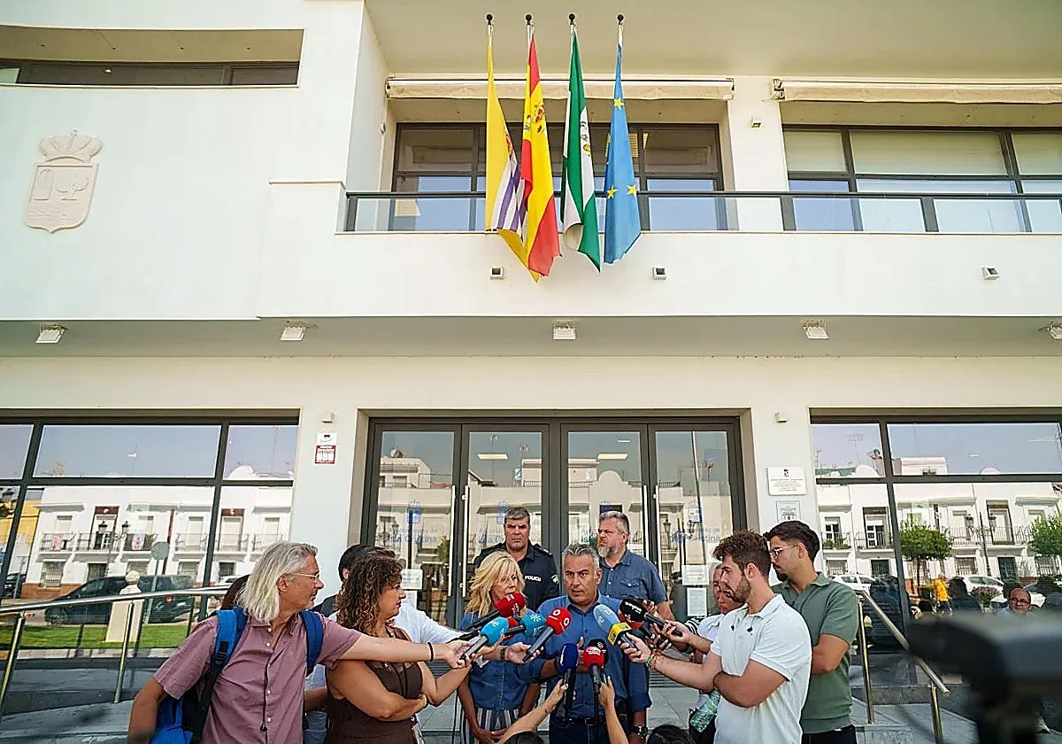 Isla Cristina, preocupada por el impacto del tiroteo sobre el turismo: «No estamos acostumbrados a estos hechos»