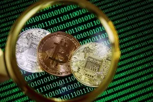 Bitcoin salta 6% e ultrapassa US$ 72 mil com recompra de títulos de dívida dos EUA