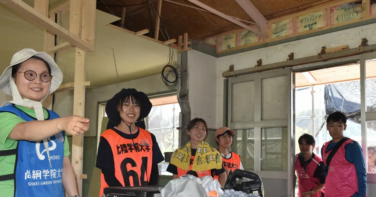 「ふるさとを残す」 3大学の学生、旧能登線駅舎を整備し交流
