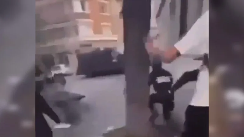 Colère lycéenne: un adolescent de 15 ans jugé en février après l'agression d'une policière à Paris