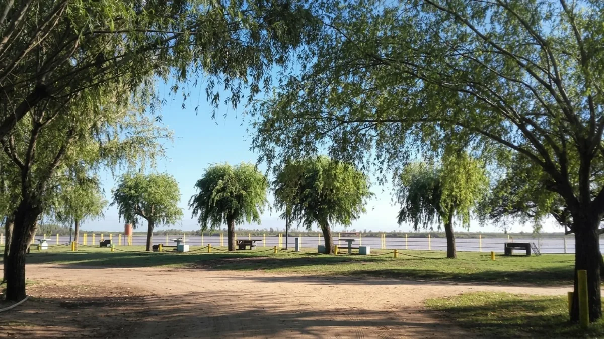 Tiene 12.000 habitantes y queda a 18 kilómetros de Rosario: el pueblo de Santa Fe rodeado de río, islas y naturaleza