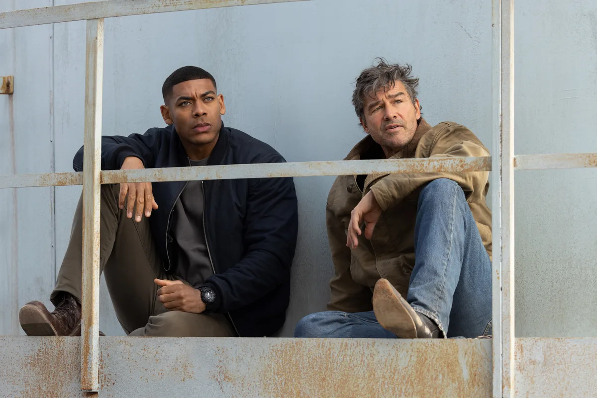 Kyle Chandler and Aaron Pierre Are Great ‘Lanterns’, But HBO’s DC Drama Is Overshadowed by Its Influences: TV Review