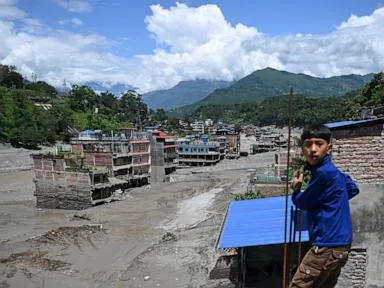 Hundreds dead as over 3,000 remain missing in massive Nepal-Tibet flood