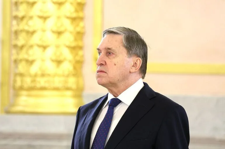 Ушаков назвал странным решение Пашиняна выступить на армянском языке в Бишкеке