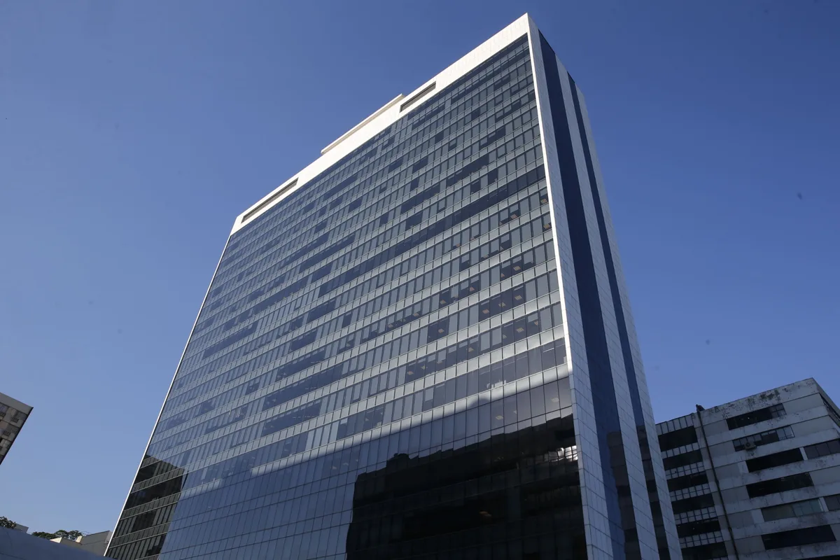 STF forma maioria para tributar lucro de controladas no exterior com IRPJ e CSLL