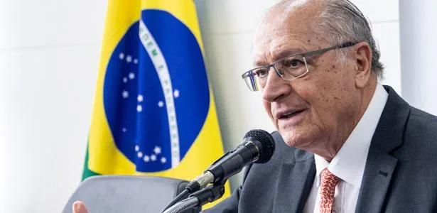 Alckmin diz que Portal Único vai reduzir custo Brasil em R$ 40 bi por ano