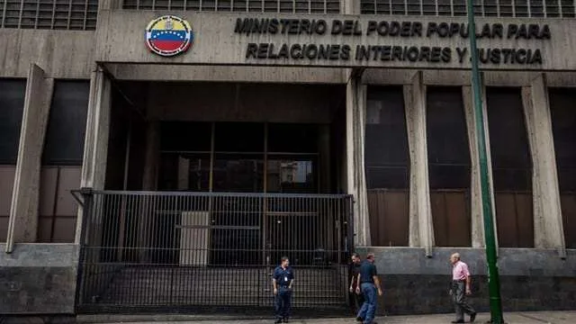 Incautan 2,9 toneladas de drogas en operación en el Caribe