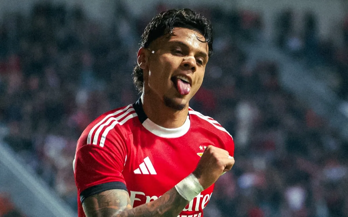 Richard Ríos despertó el interés de la liga en Arabia Saudita y Benfica estaría dispuesto a dejarlo ir