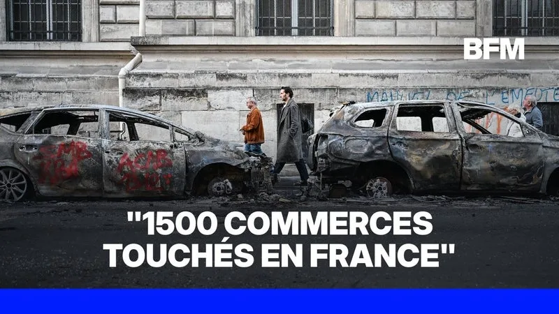 Violences du 17 octobre: commerces pillés, voitures brûlées: scènes de chaos dans la capitale