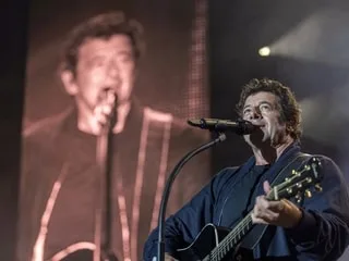Patrick Bruel n’est « pas le bienvenu » à Chartres, où il doit démarrer sa tournée, affirme le maire de la ville