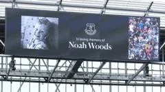 Premier League fans and players honour Noah Woods