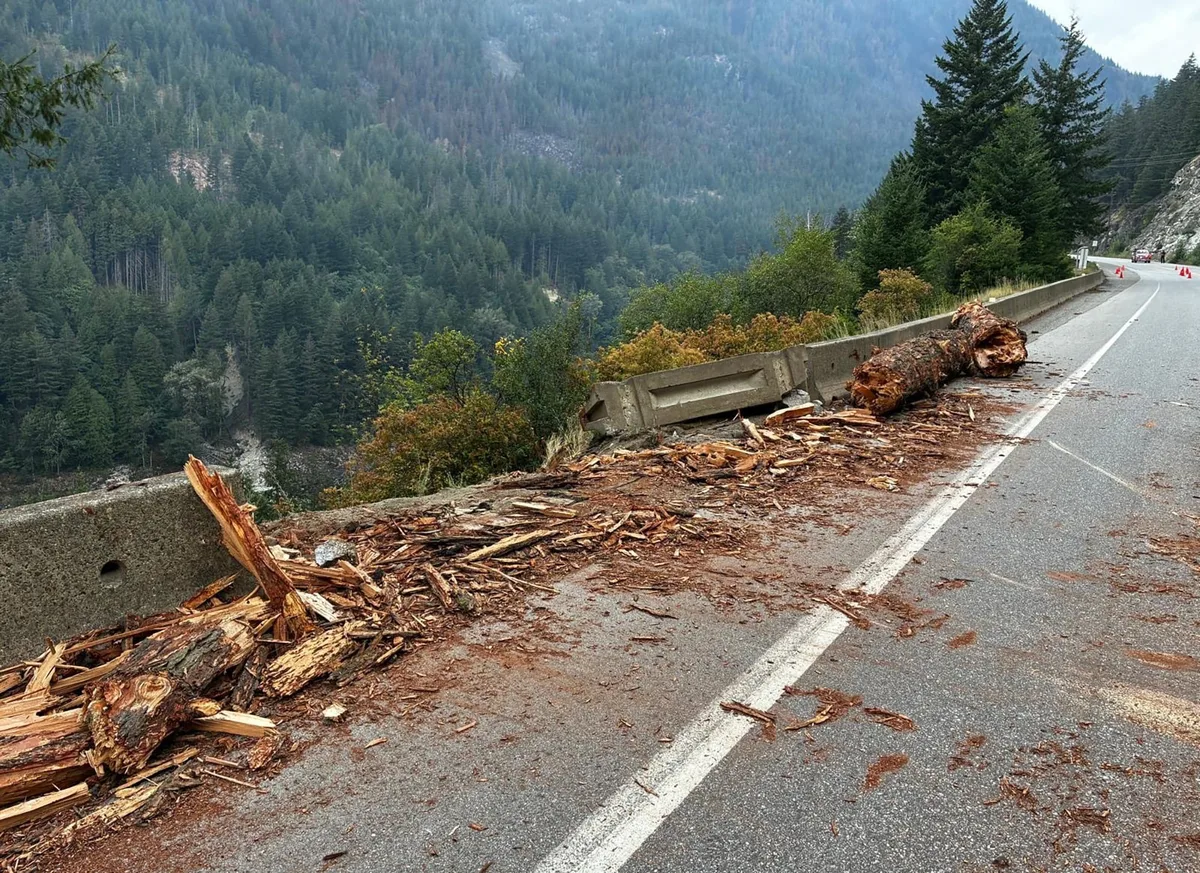 Stretch of Trans-Canada Highway in B.C. reopens after being shut down by wildfires