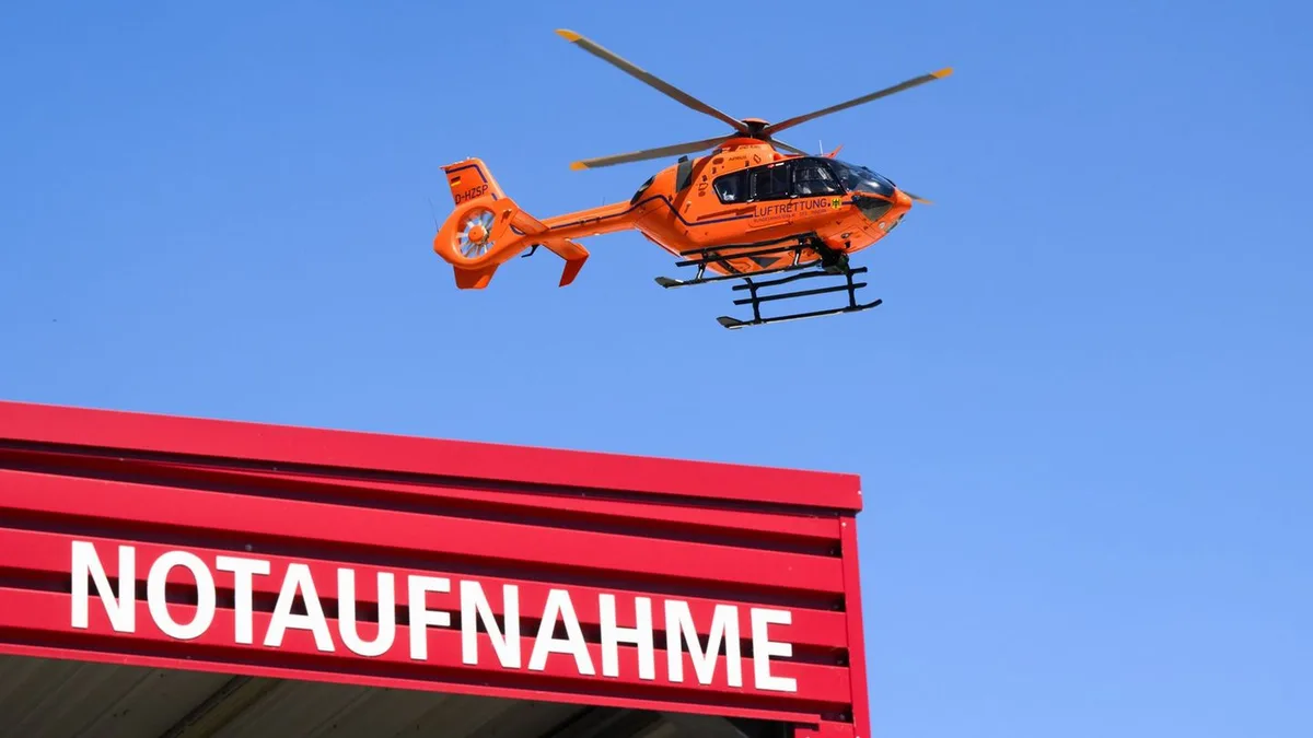 Unfälle: Sieben Verletzte bei Autounfall in Aurich
