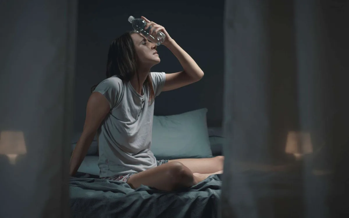 Canicule : voici le geste le plus efficace contre la chaleur nocturne, et il se fait en journée